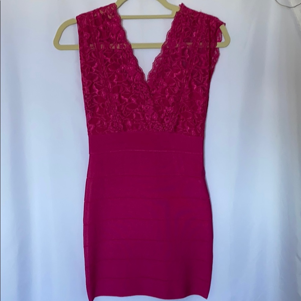 Pink bodycon dress with lace detail